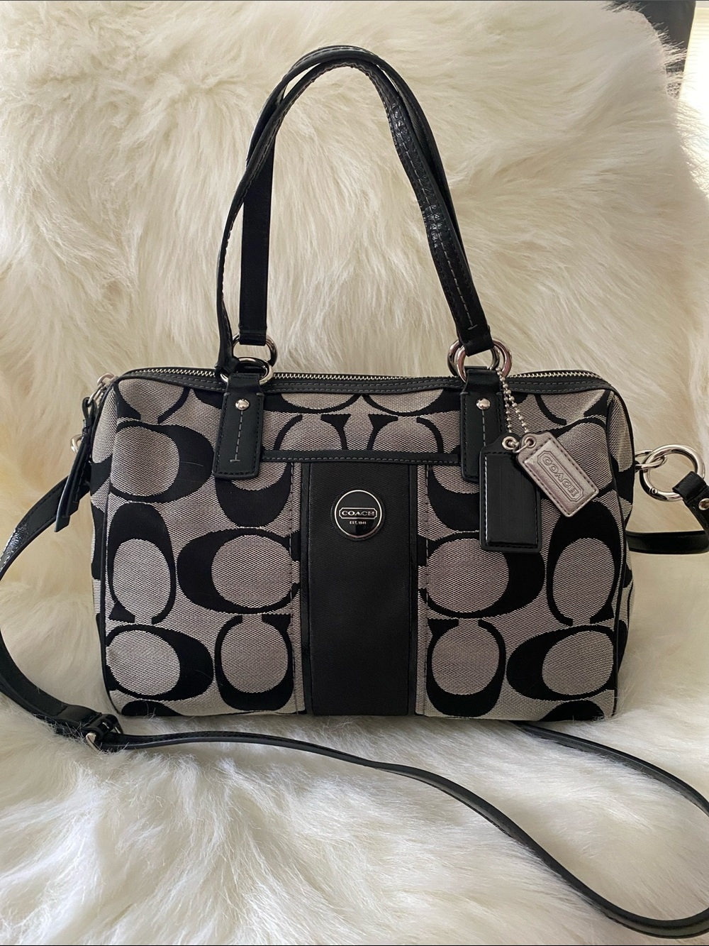 COACH Signature Jacquard Stripe Satchel in Black/ Gray with Strap F24364 EUC